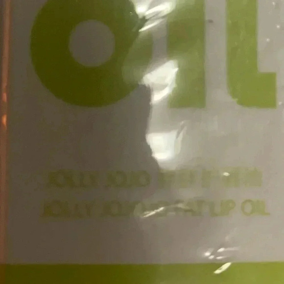 Lip Oil - Picture 2 of 4